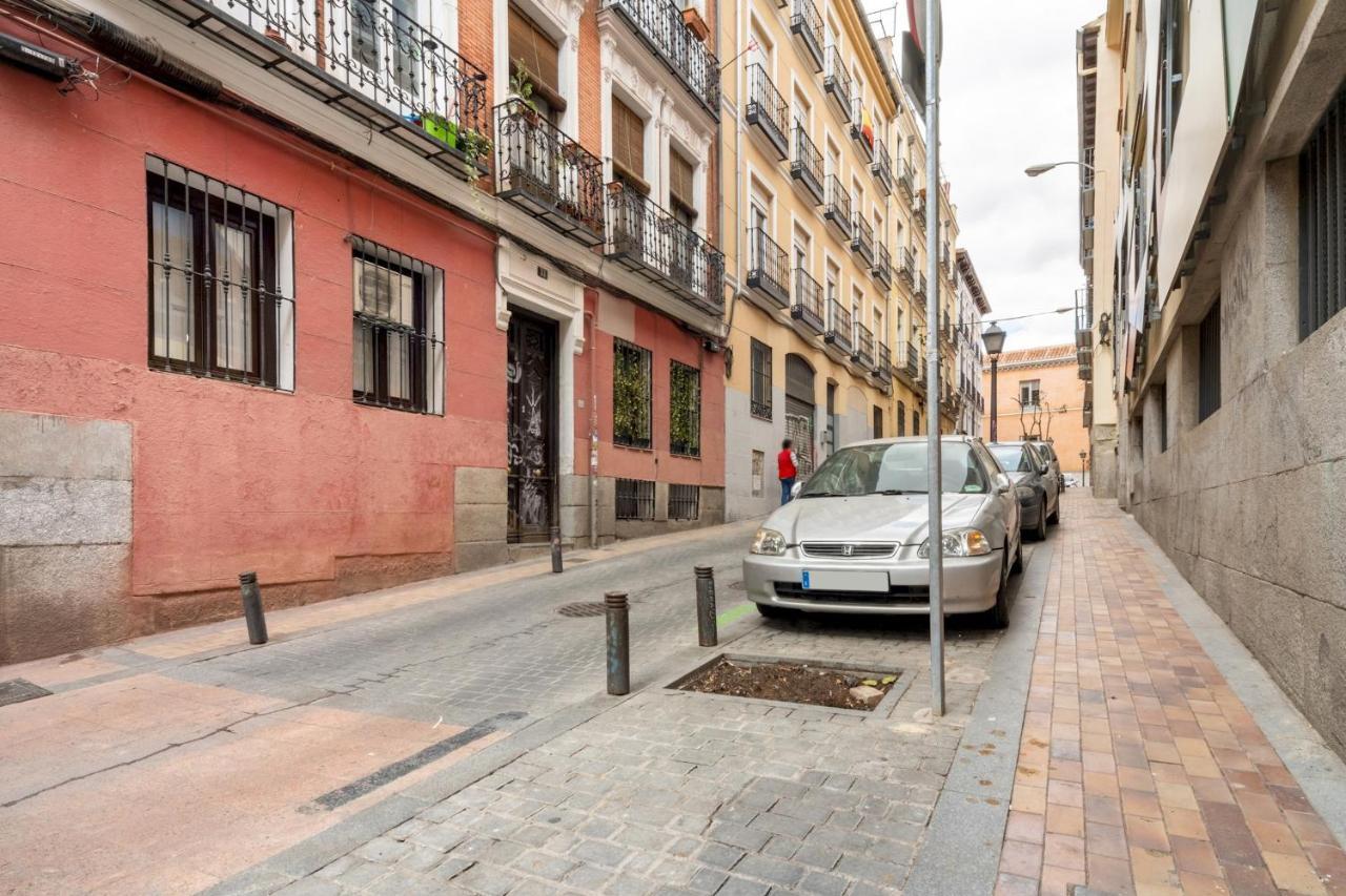 2 Bedrooms 2 Bathrooms Furnished - Malasana - Bright Stylish - Mintystay Madrid Exterior foto
